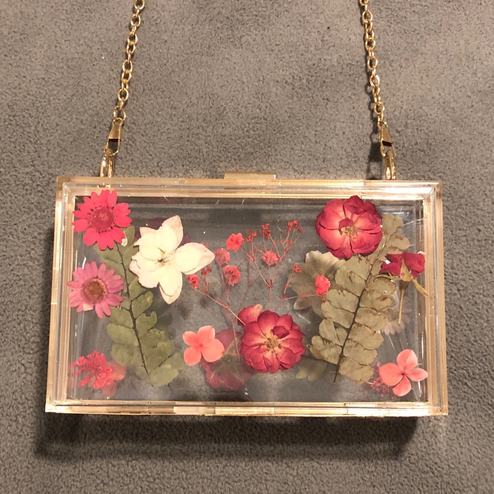 Clear Acrylic Crossbody Clutch Purse with Pressed Dried Flowers 7” x 4.5” x 2”